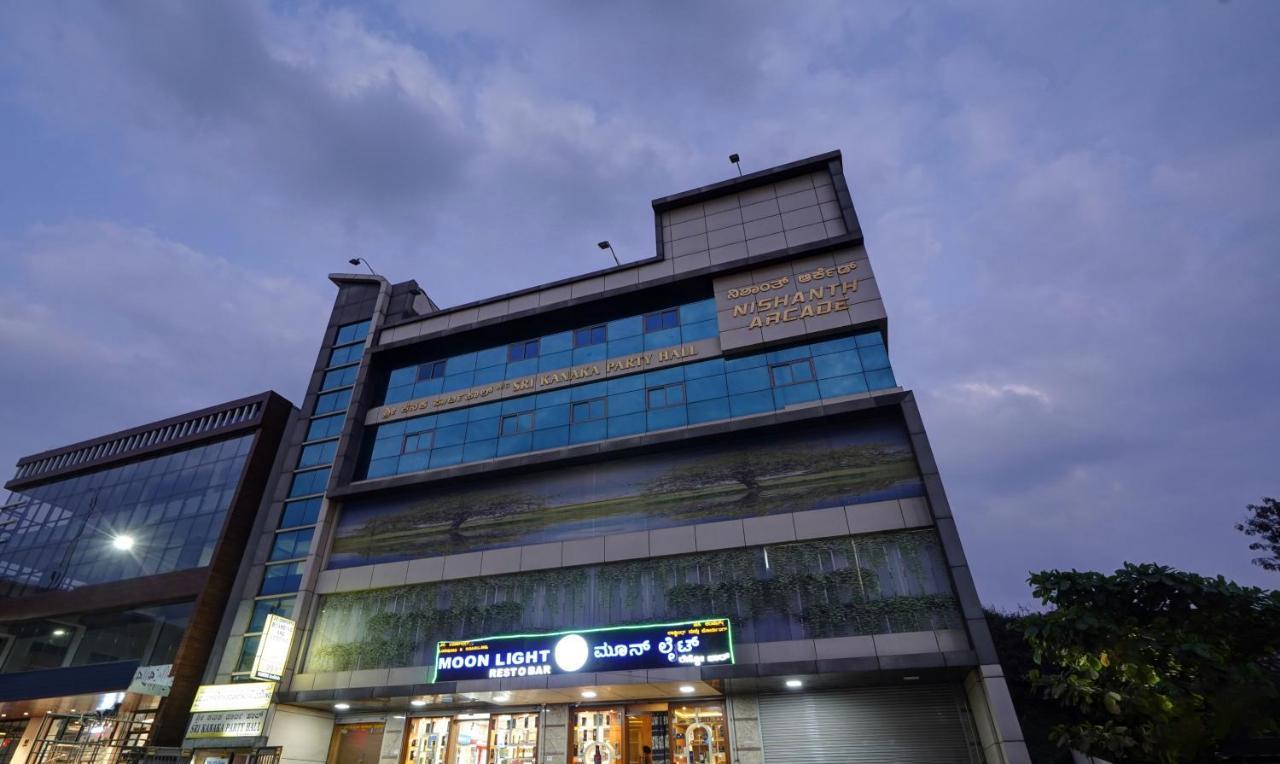 J C Comforts Hotell Bangalore Eksteriør bilde